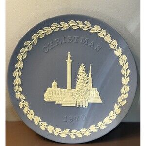 Wedgwood Blue Jasperware Christmas 1970 Collector Plate Trafalgar Square~England